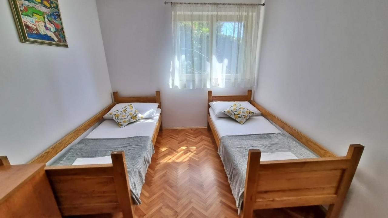 Apartment Tica Омиш Экстерьер фото